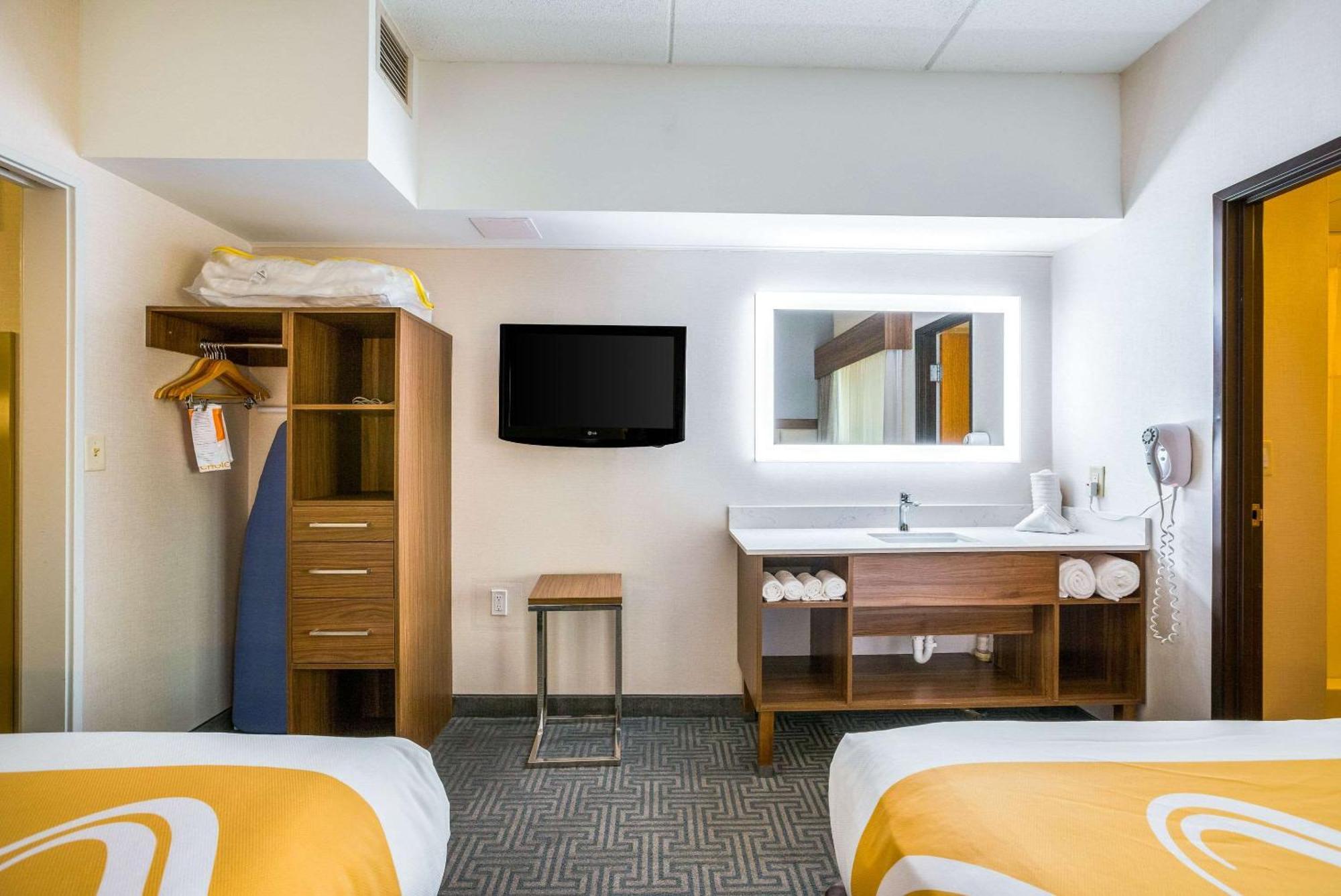 Double Suite,1279918099:JPEG